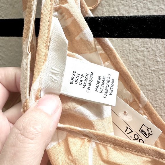 H&M Beach Throw/Dress | XS-S - Picture 2 of 2